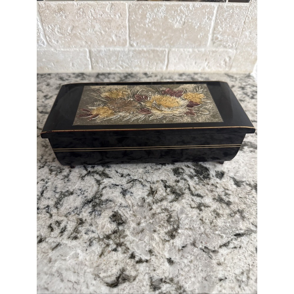 Music Jewelry Box With Floral Engraving From Japan
